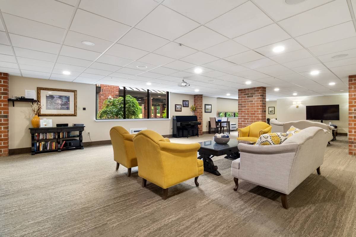 Brownsboro Park Retirement Community grounds